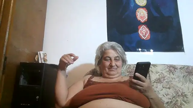 ExquisiteMature webcam