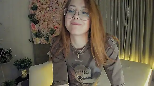 SereneFlame live cam on StripChat