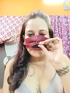 Hotpuja25 live cam on StripChat