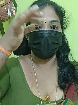 Tamil_Mithra live cam on StripChat