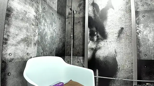 Gury_tattoo webcam