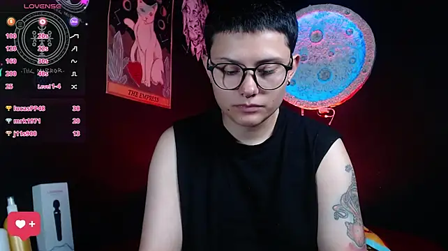 girl_intense444 live cam on StripChat