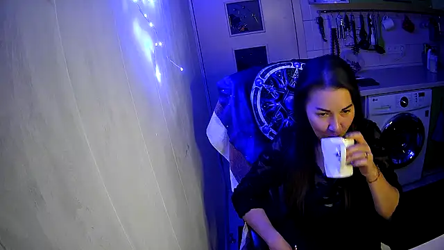 Adda1205 live cam on StripChat