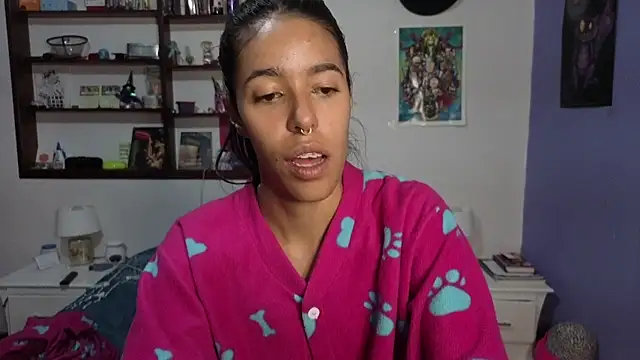 stephania_t webcam