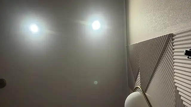 AnnaVelvetFire webcam