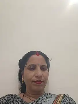 Hot_liya54 live cam on StripChat