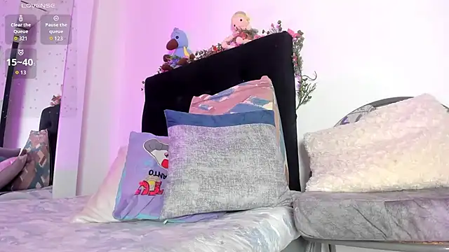 Lisvandr live cam on StripChat