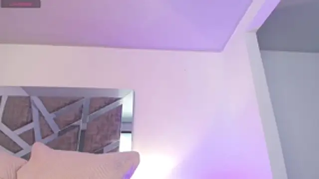 Meghann_sweet1993 webcam
