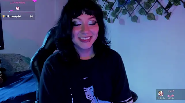 Kora_Red69 webcam