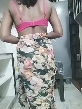 sujjisexyy webcam