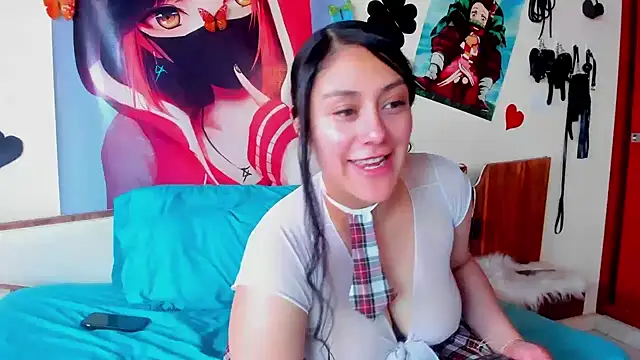 CristalZafiro live cam on StripChat