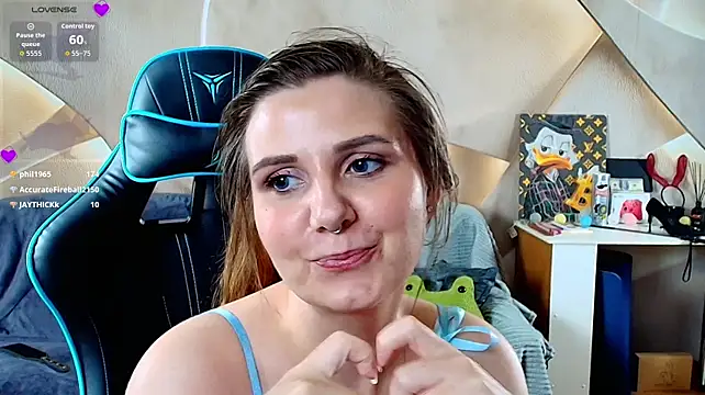 Millie_Mint webcam