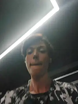 Wild_Witch webcam