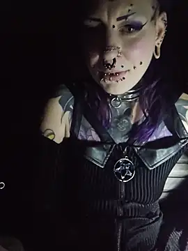 Purple_Coffin666 webcam