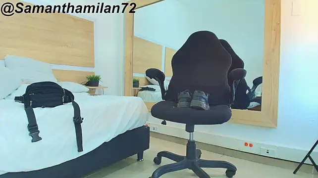SamanthaMilann webcam