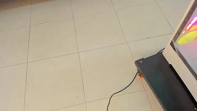Lois_stone webcam