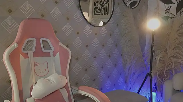 MaddyOwens live cam on StripChat