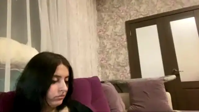 LucyOldershaw webcam