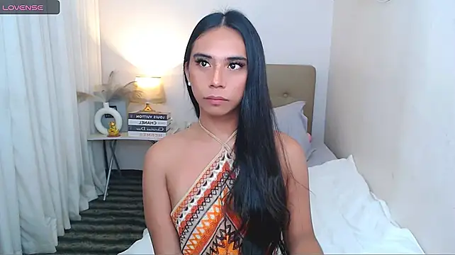 scarlet_smith7 (T teen) - make me happy