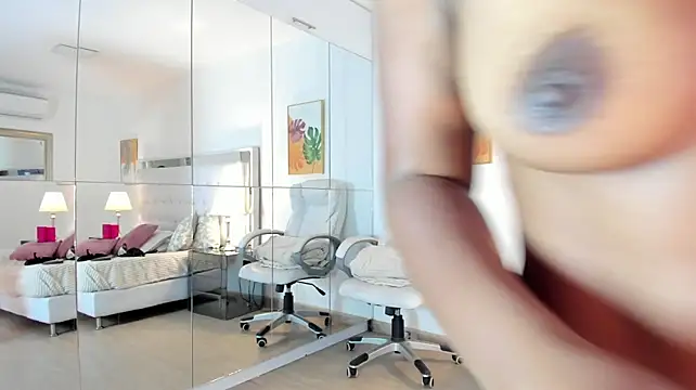 Isla_Scott webcam