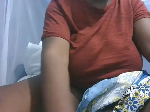 milkgoddess11 webcam