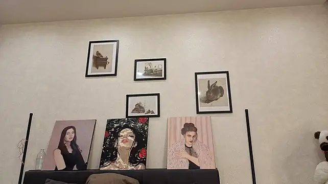 dolly_ll (F young) - Finger pussy
