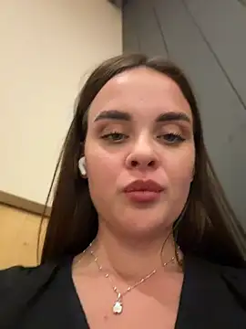 KristiRich live sex cam