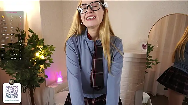 janineflosi (F teen) - 💖make my cleavage very wet💖