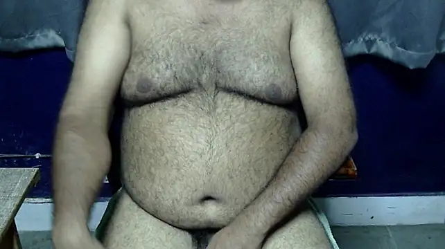 hairysubcub_70 (Ask my age) - Welcome To Daddy's Room. Make Daddy Cum.
