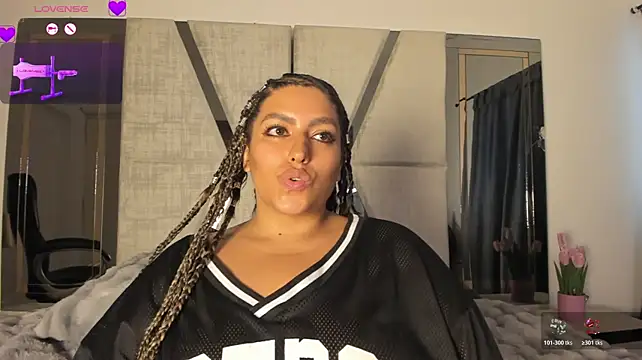 AmbarBrownn1_ webcam