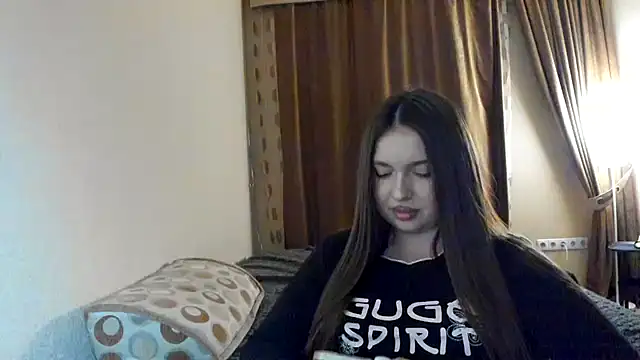 Camilla_Lovee webcam