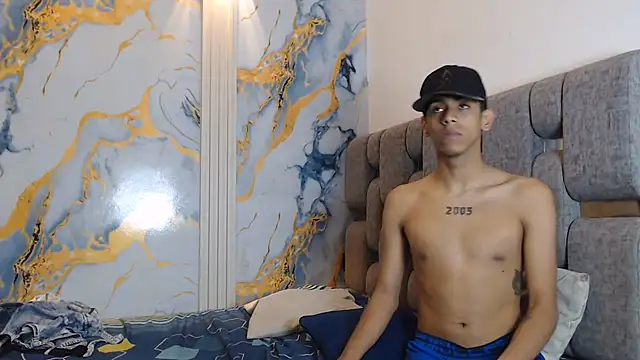 CUTE_BOYS2026 webcam