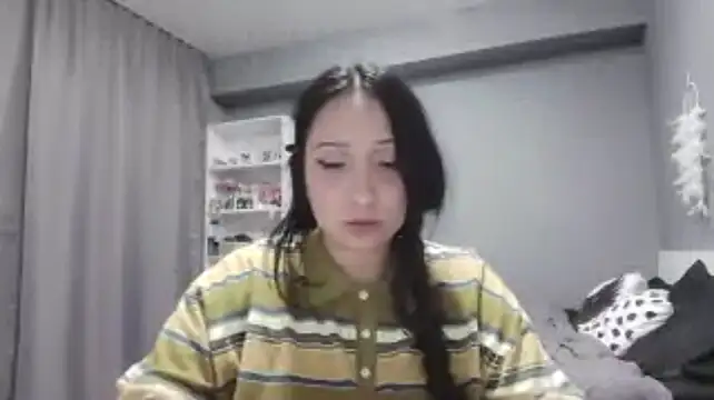 MeMoonYouSun webcam