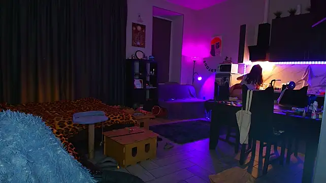 NicoleFancy webcam