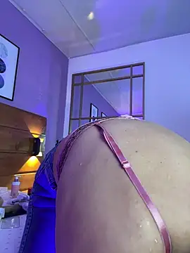 mahia_queen webcam