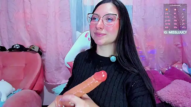 lucy_neil webcam