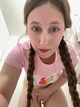 FroggyAnna's live cam