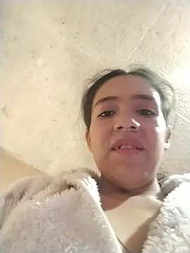 loveHoney02 webcam