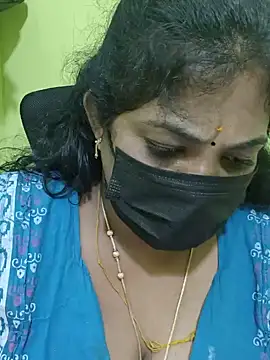 Tamil_Mithra webcam
