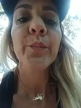 Monita_Med webcam
