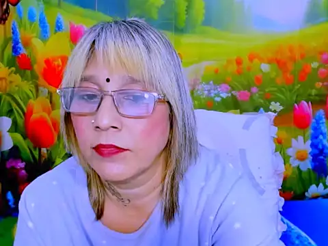 indianroxy webcam