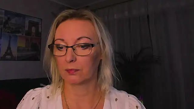 vanessa_chat live cam on StripChat
