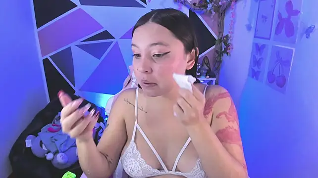little_emma0 webcam
