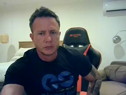 TroyDieselXXX webcam