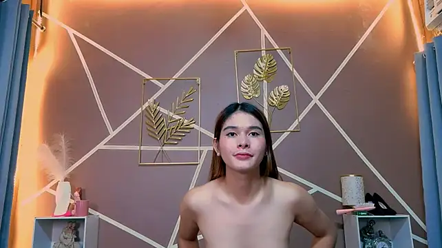Mimi_Mckinley webcam