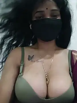 Miss_Liara01 webcam