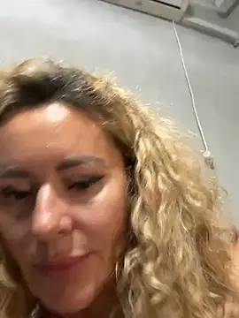 Tania201243 webcam