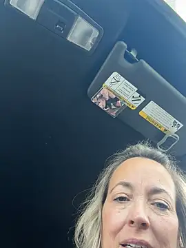 Cherry-red-xo avatar