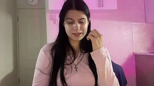 ChrystalWhittet live cam on StripChat