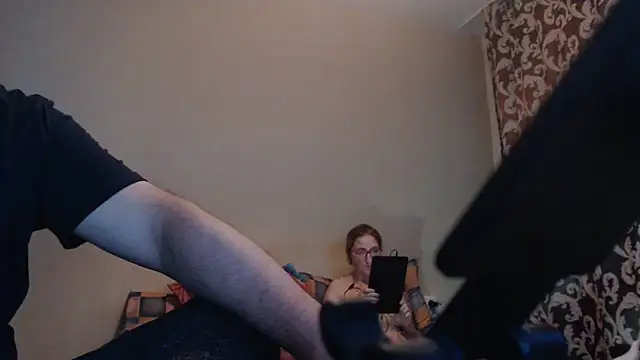 MoonedByEva2025 webcam
